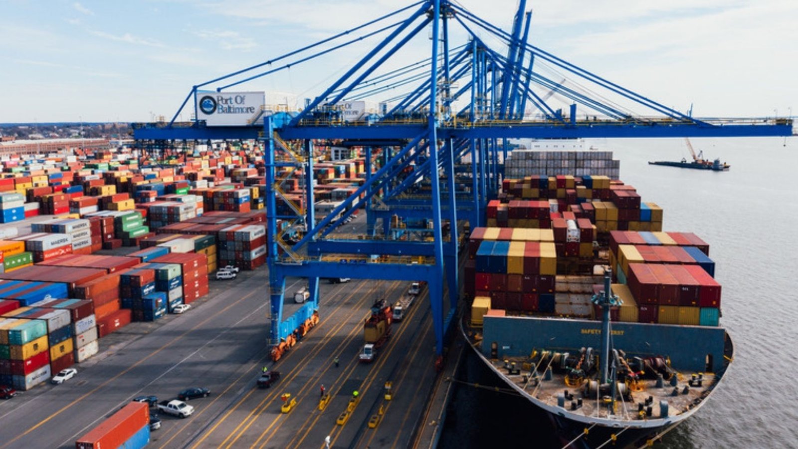 Port of Los Angeles and Long Beach container freight terminal